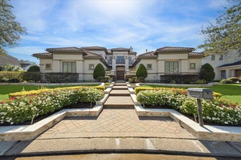 11627 Versailles Lakes Lane Houston TX 77082