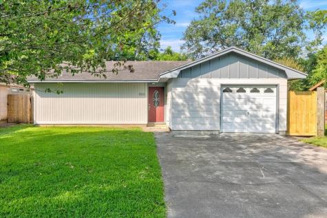 808 S 10th Street Nederland TX 77627