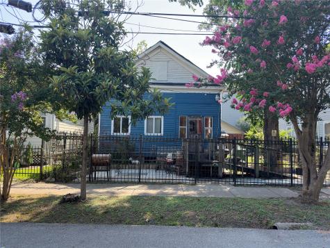1515 Gentry Street Houston TX 77009