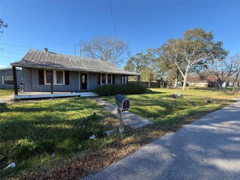 312 S 15th Street Nederland TX 77627