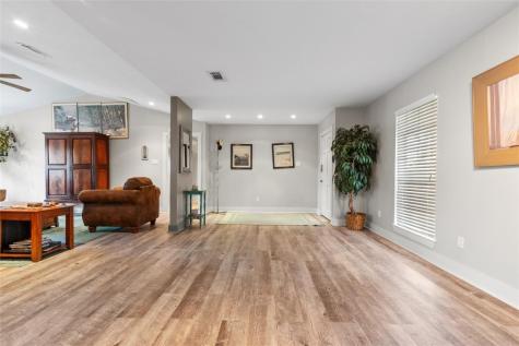 528 Indian Hill Boulevard Livingston TX 77351