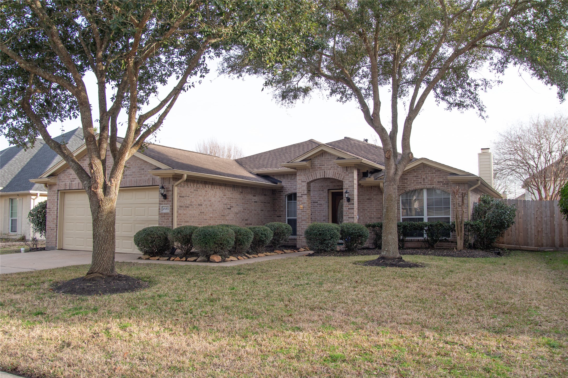 10104 Forest Spring Lane Pearland TX 77584
