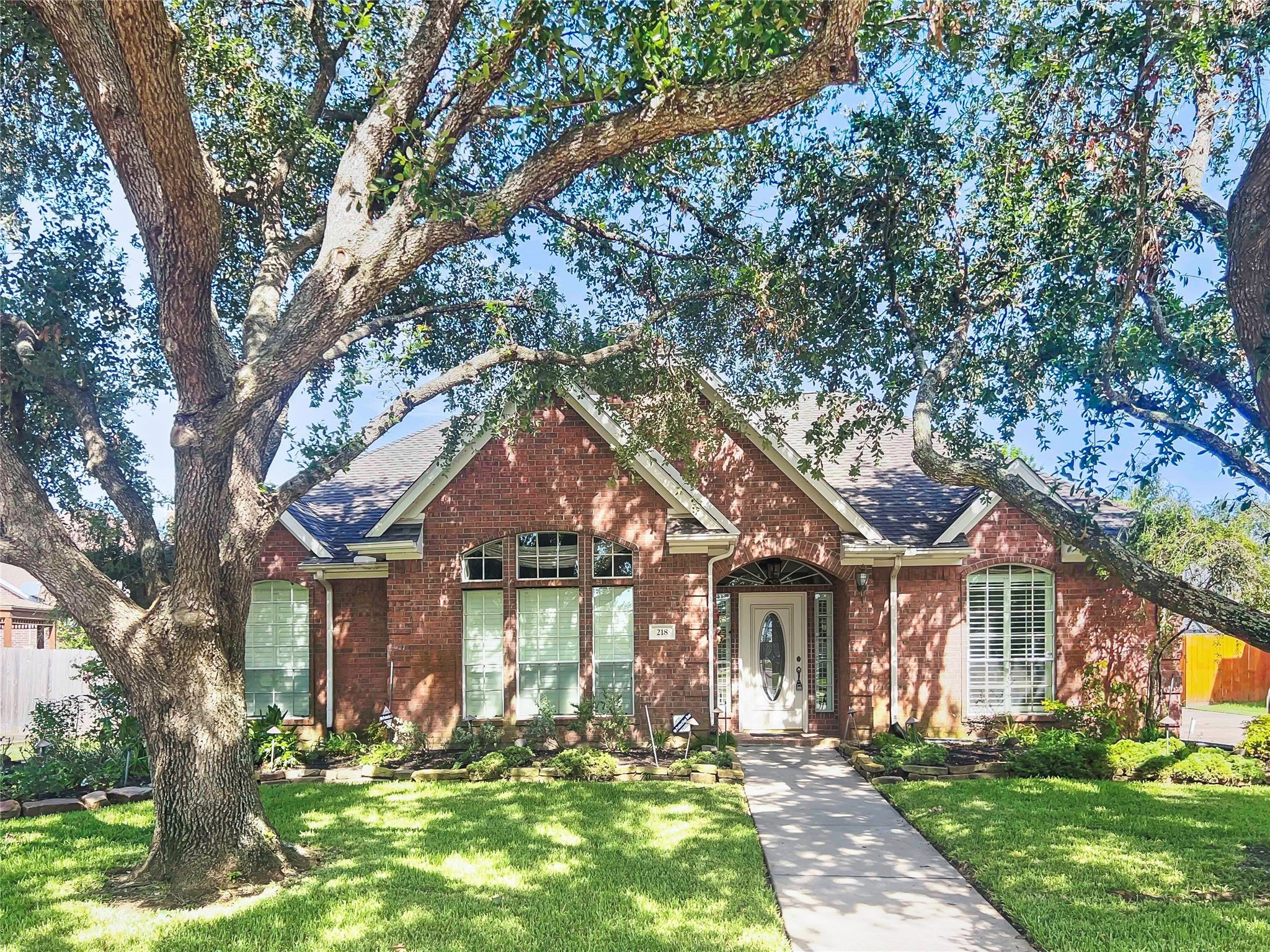 218 Rosemary Lane Lake Jackson TX 77566