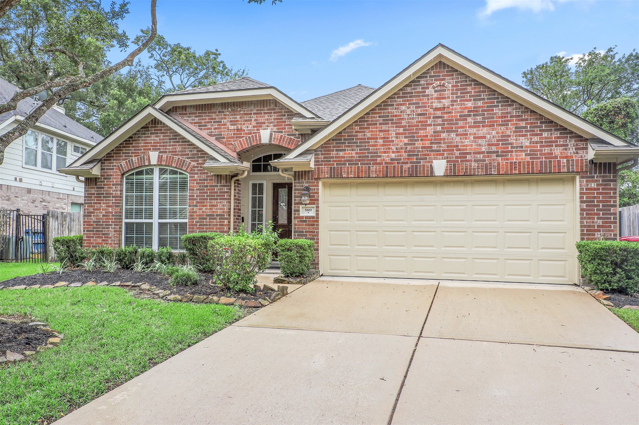 5819 Horseshoe Falls Missouri City TX 77459