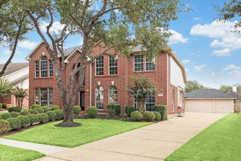 1823 Misty Oaks Lane Sugar Land TX 77479