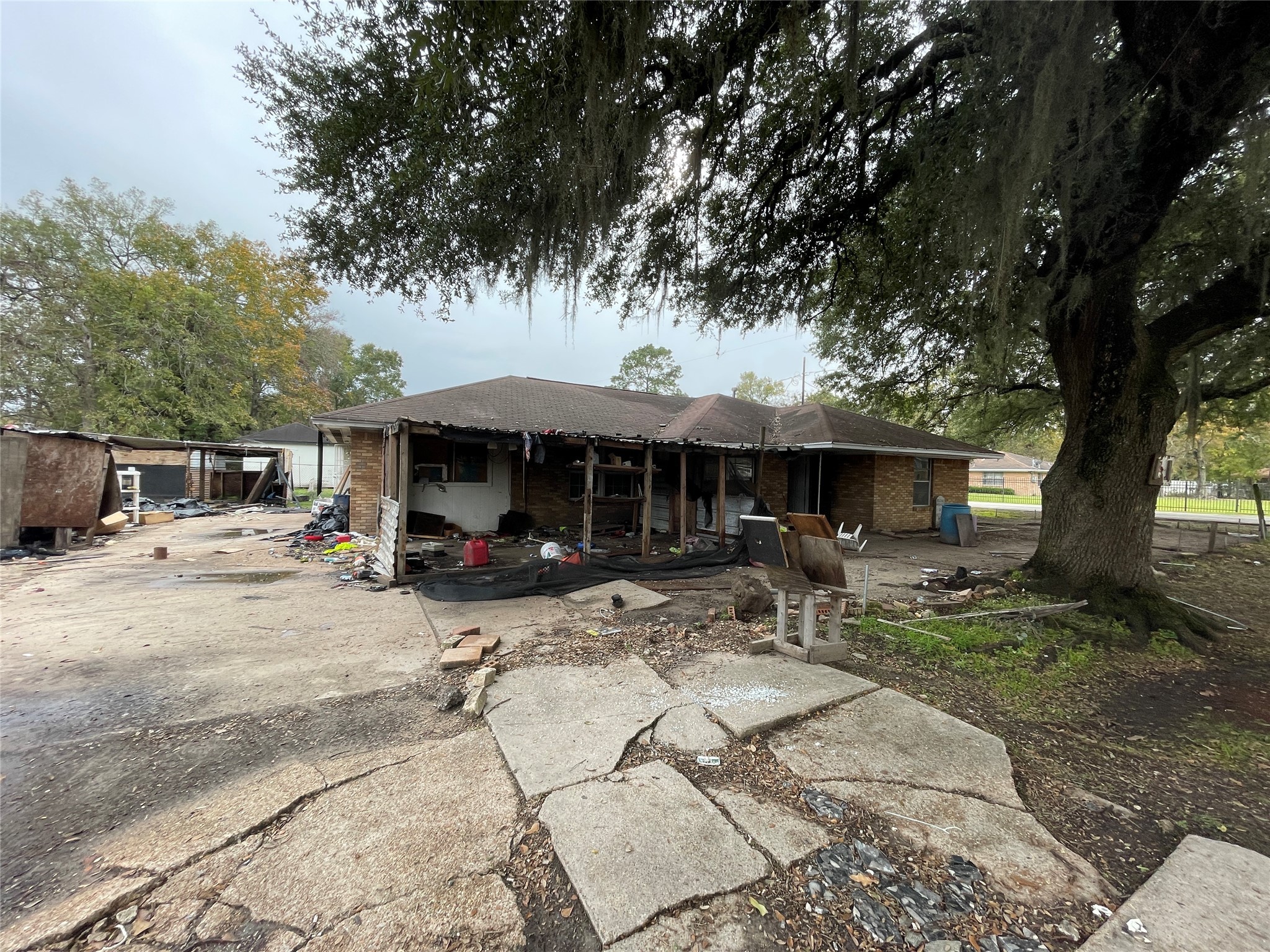6100 Firnat Street Houston TX 77016