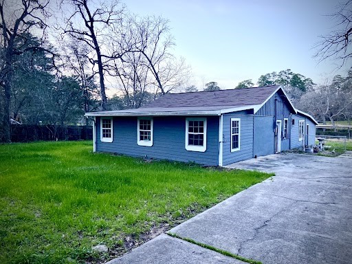 20210 S Shore Drive Montgomery TX 77356