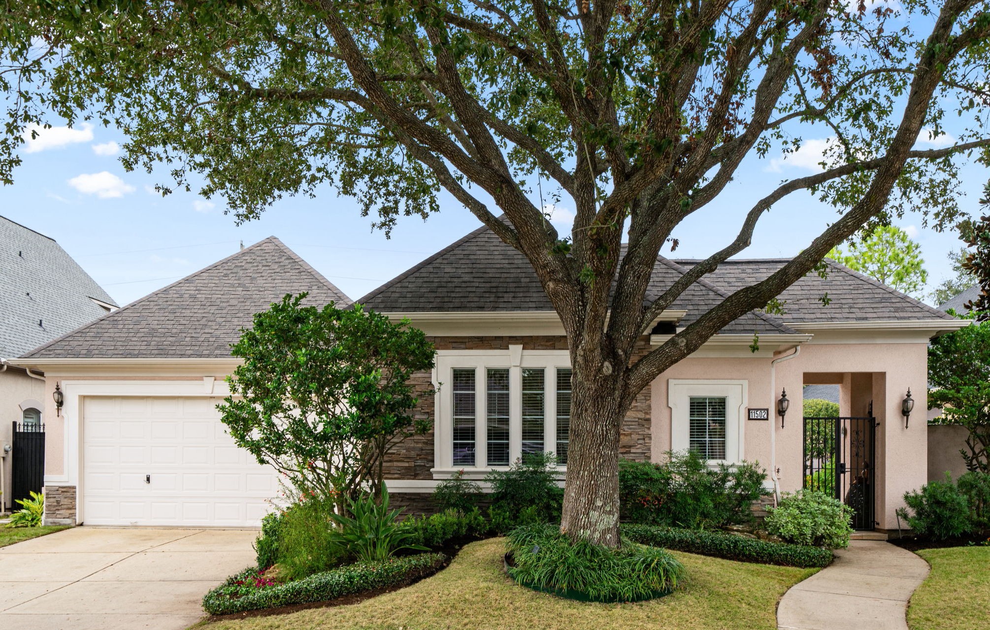11502 Legend Manor Drive Houston TX 77082