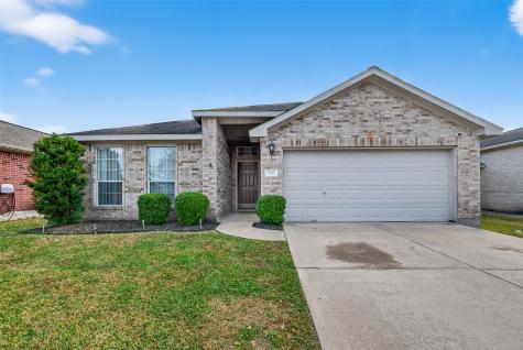 698 Columbia Street Alvin TX 77511