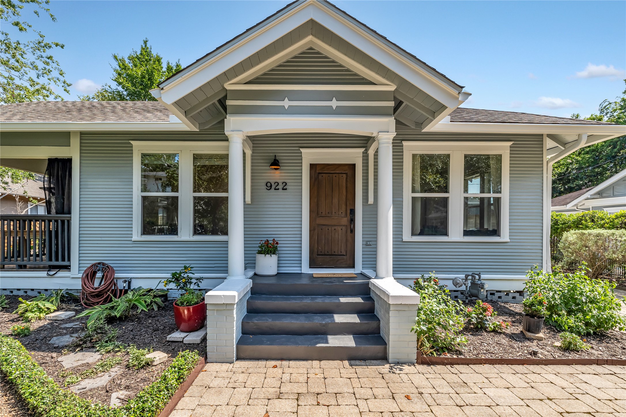 922 Woodland Street Houston TX 77009