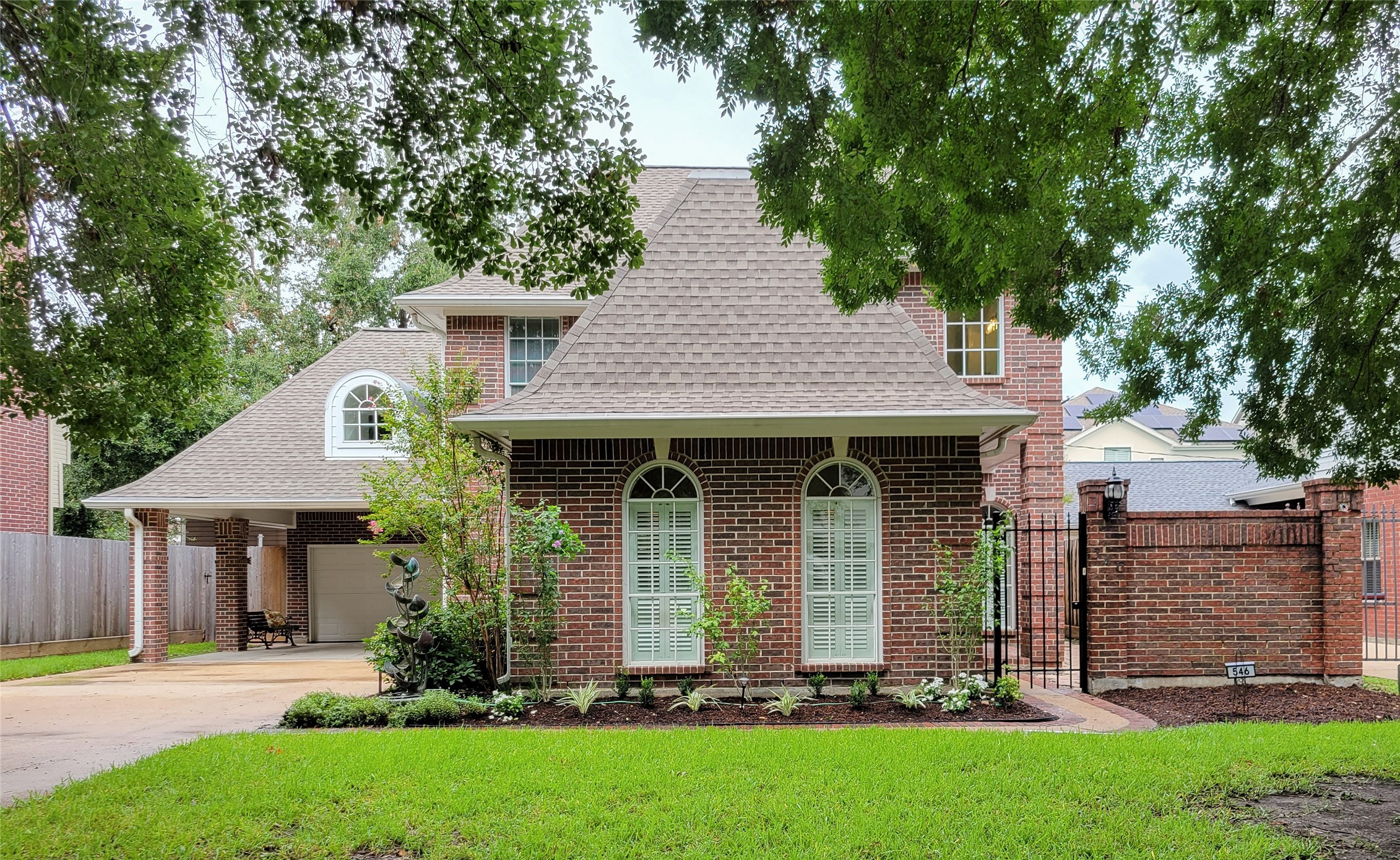 546 S 2nd Street Bellaire TX 77401