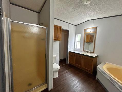 2523 Oyster Creek Bend Oyster Creek TX 77541