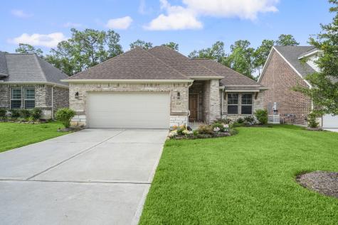 12117 Creekside Villas Court Conroe TX 77304
