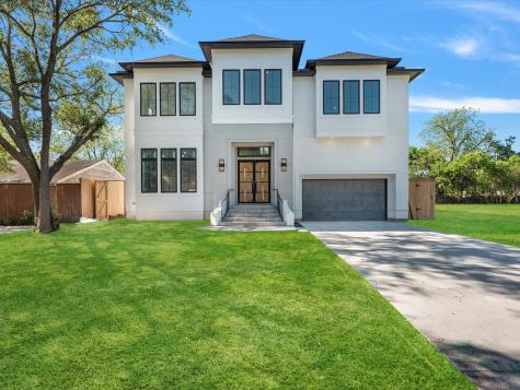 4625 Holt Street Bellaire TX 77401