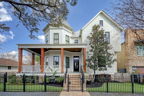 838 Nicholson Street Houston TX 77007