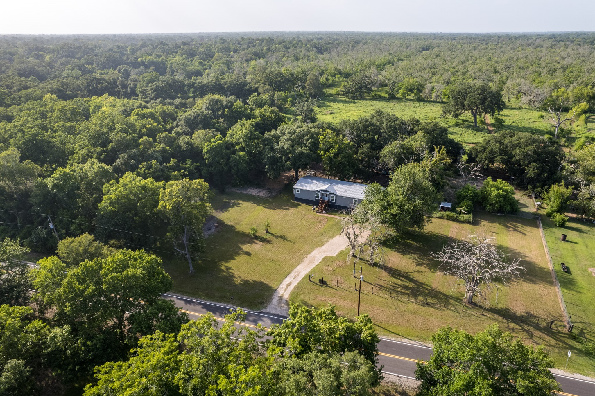 4296 County Road 611 Angleton TX 77515