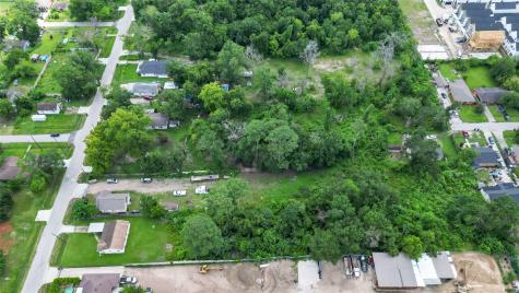 1321 De Soto Street Houston TX 77091