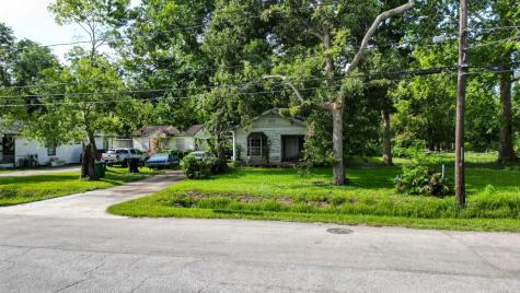 1321 De Soto Street Houston TX 77091