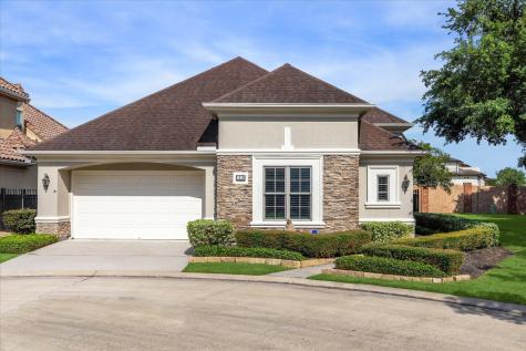2839 Stuart Manor Houston TX 77082
