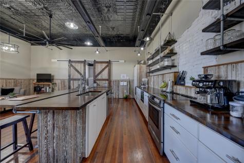 103 N Main B Moulton TX 77975