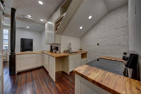 103 N Main B Moulton TX 77975