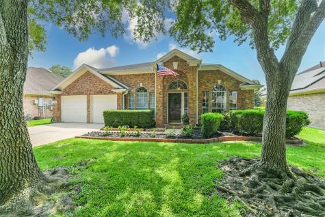 329 Bay Spring Drive League City TX 77573