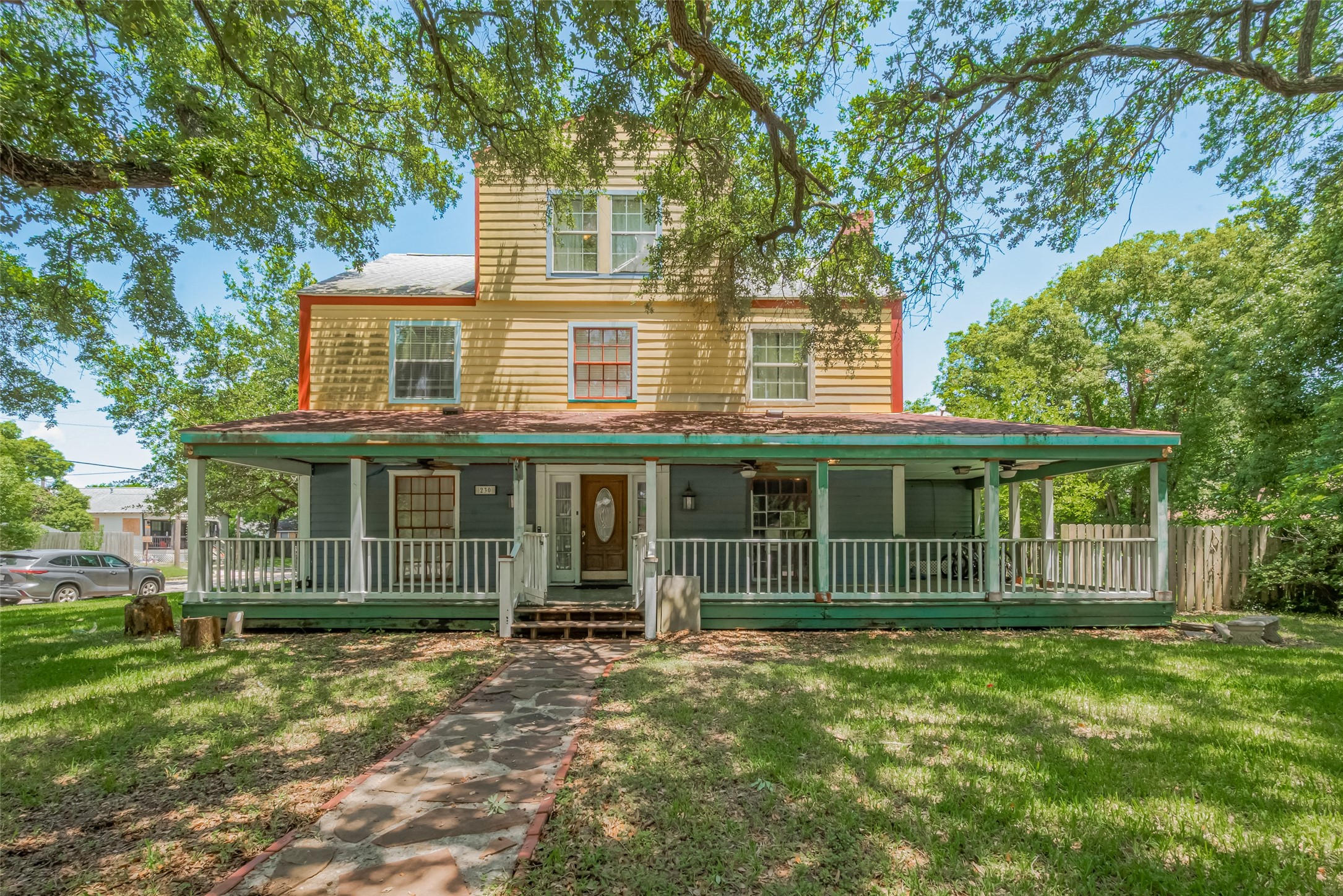 230 9th Avenue N Texas City TX 77590