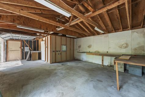127 County Road 3371 Cleveland TX 77327