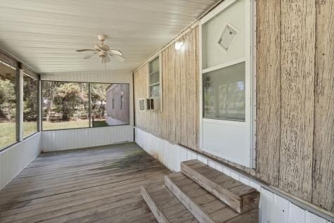 127 County Road 3371 Cleveland TX 77327