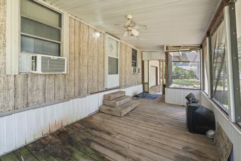 127 County Road 3371 Cleveland TX 77327