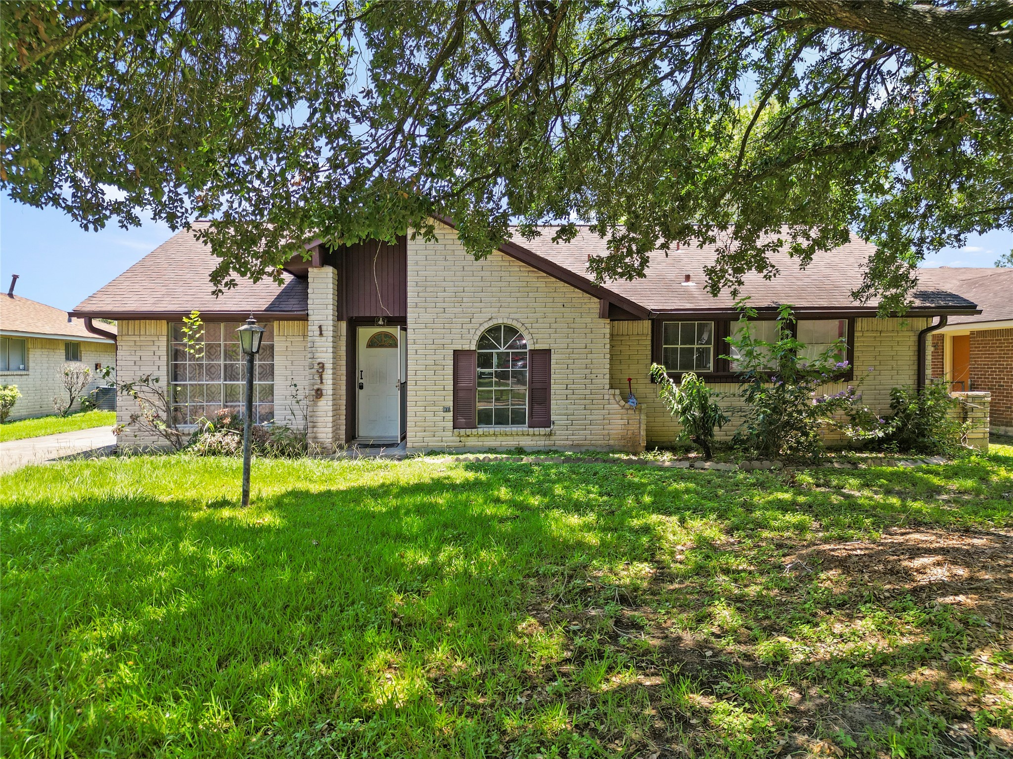 10319 Sageyork Drive Houston TX 77089