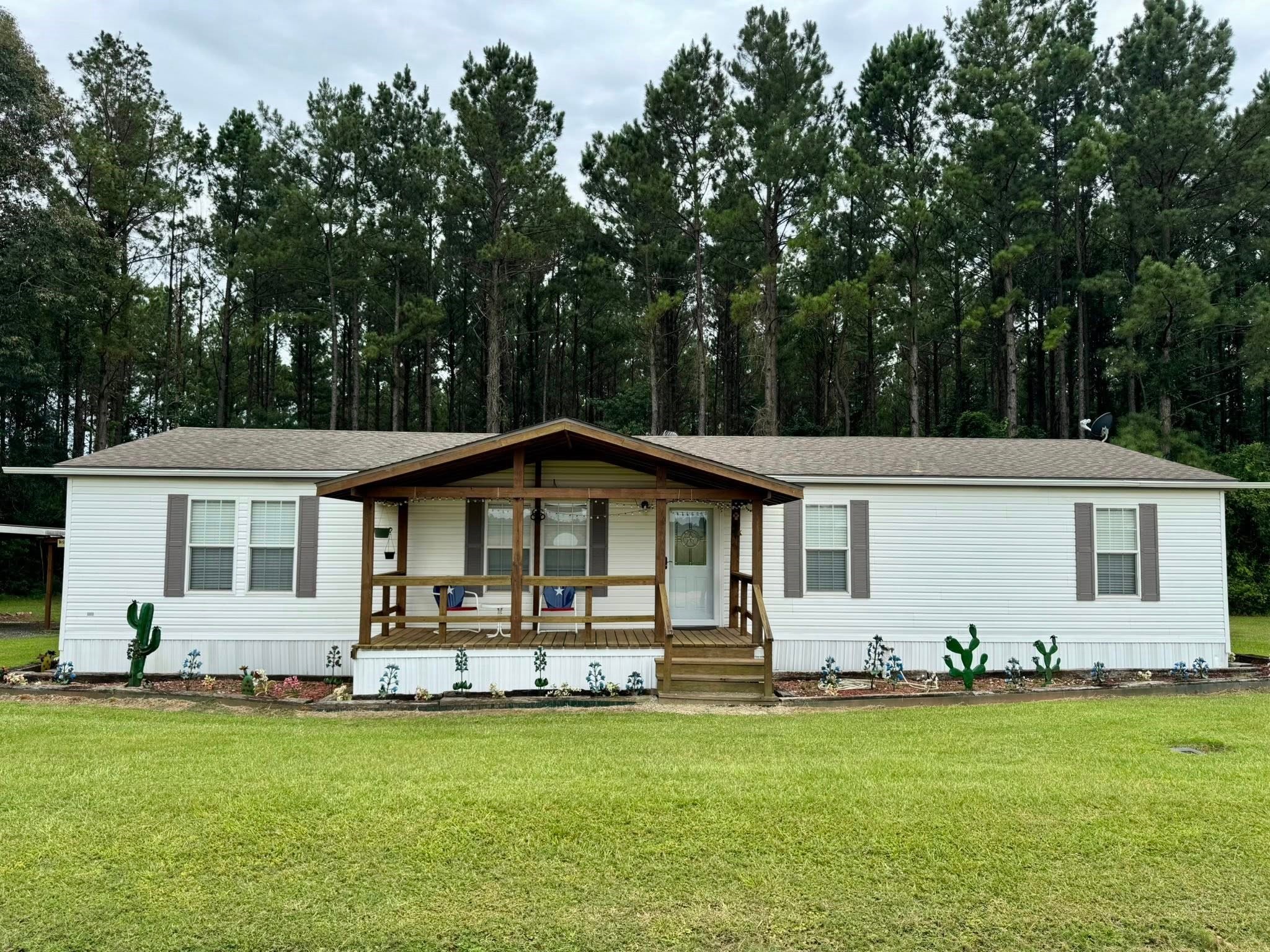 444 County Road 4535 Hillister TX 77624