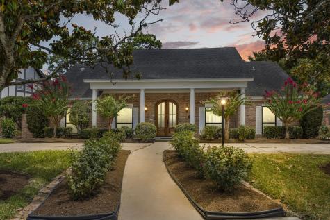 2819 Fairway Drive Sugar Land TX 77478
