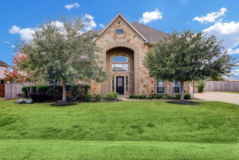 2229 Lakeway Drive Friendswood TX 77546
