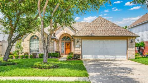 8111 Fox Street Baytown TX 77523