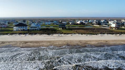 3180 Gulf Castle Drive Crystal Beach TX 77650