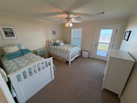 3180 Gulf Castle Drive Crystal Beach TX 77650