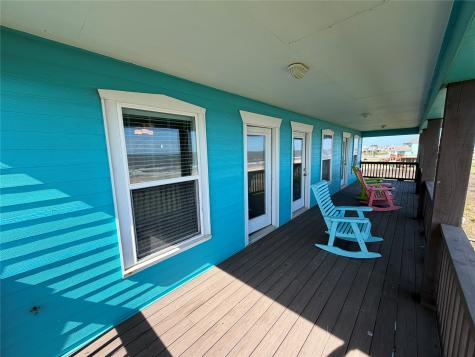 3180 Gulf Castle Drive Crystal Beach TX 77650