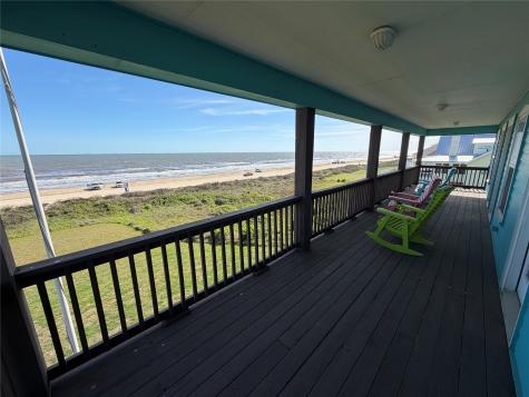 3180 Gulf Castle Drive Crystal Beach TX 77650