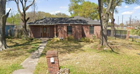 1202 Inwood Lane Pasadena TX 77502