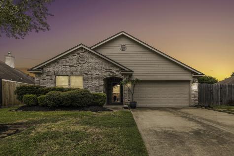 2605 7th Street N Texas City TX 77590