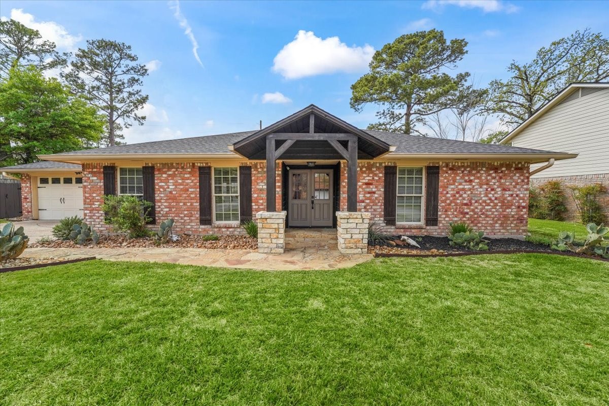 114 Elmwood Street Huntsville TX 77320