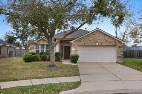 2704 Quail Dove Lane League City TX 77573
