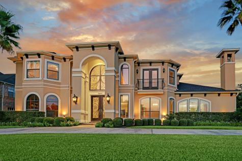 1911 Bywater Drive Houston TX 77077