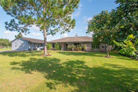 6422 County Road 390 Alvin TX 77511