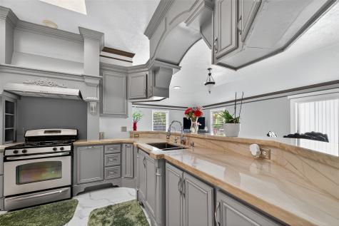 4917 Sycamore Avenue Pasadena TX 77503