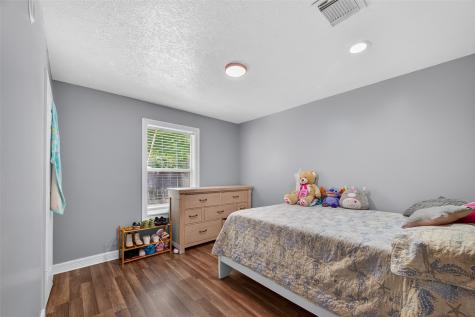 4917 Sycamore Avenue Pasadena TX 77503