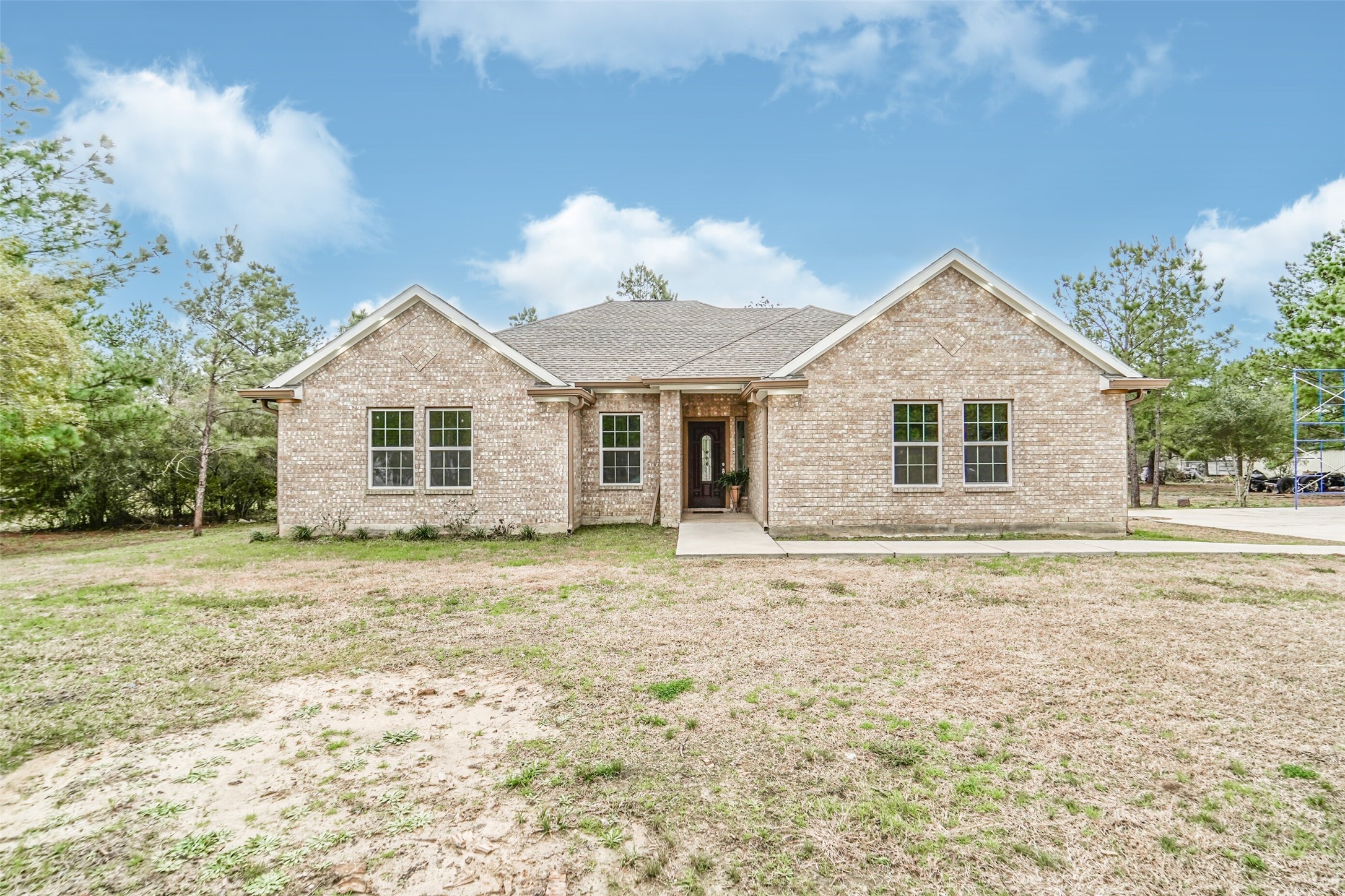 156 County Road 4862 Dayton TX 77535