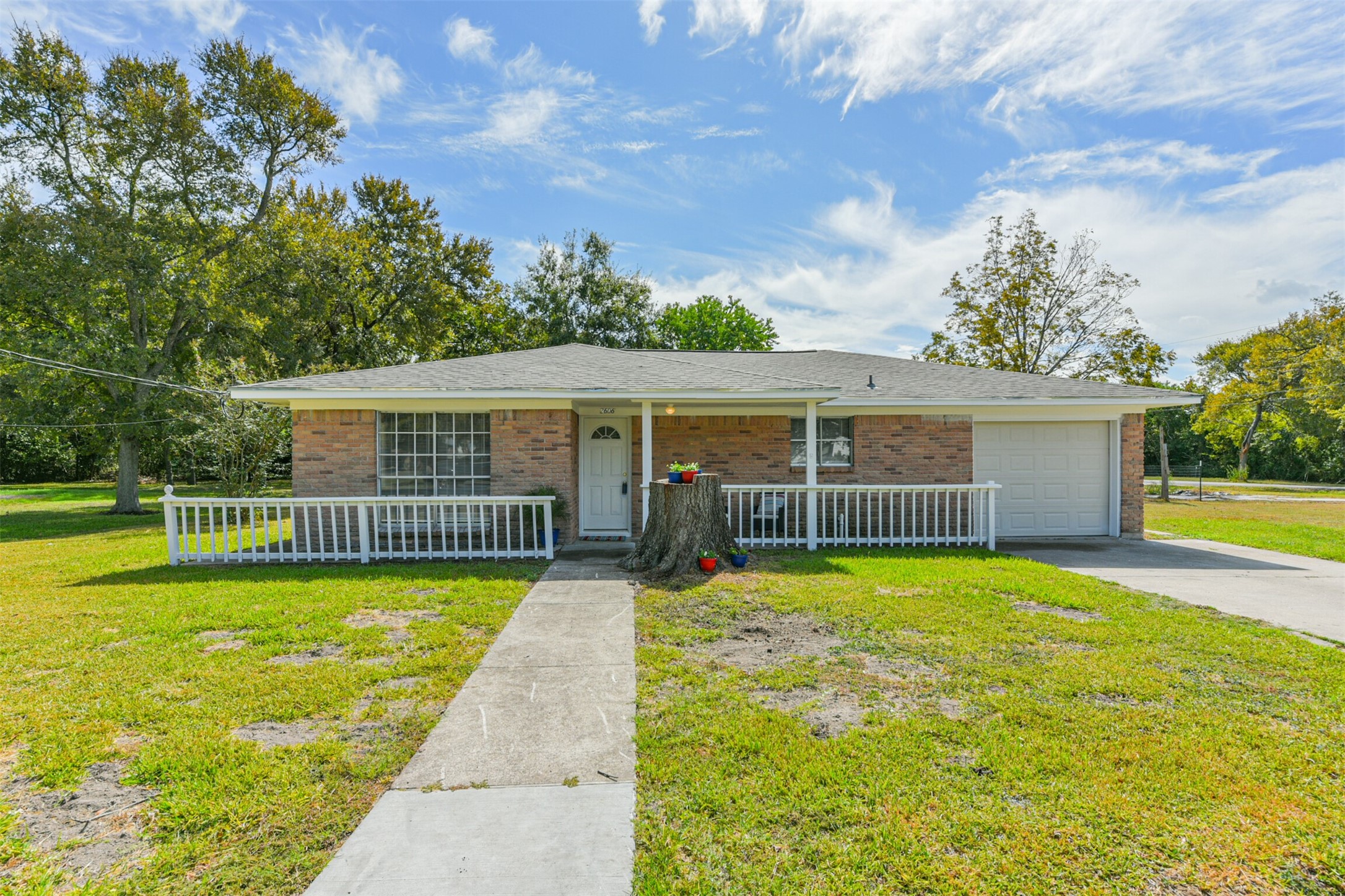 2606 S C Street La Porte TX 77571