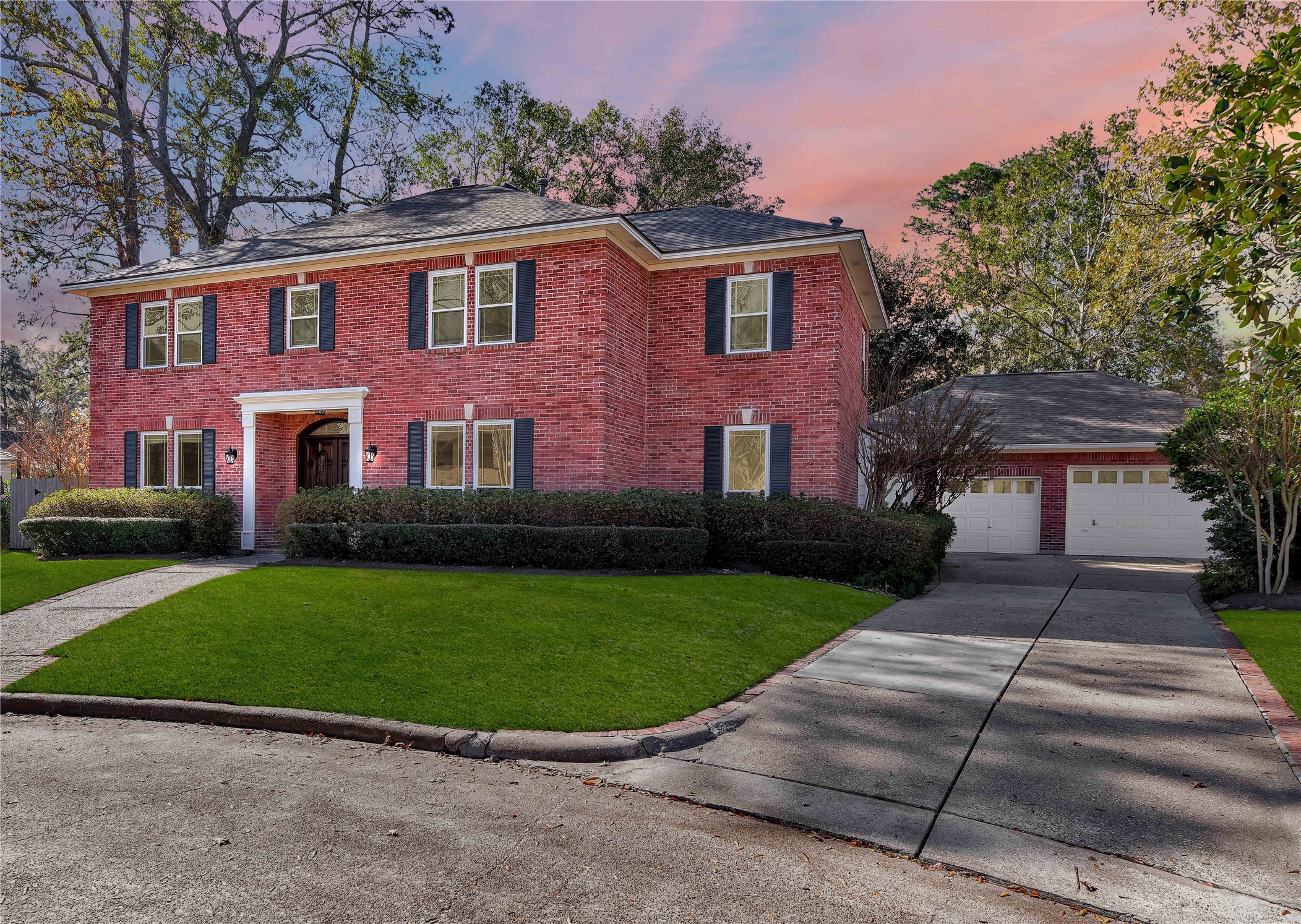 5303 Valley Pines Drive Kingwood TX 77345